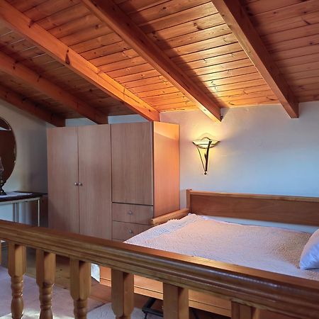 Plataniotissa Mansion Villa Kalavryta Eksteriør billede