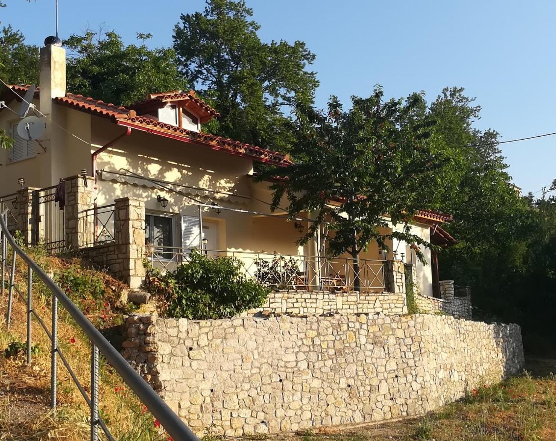 Plataniotissa Mansion Villa Kalavryta Eksteriør billede